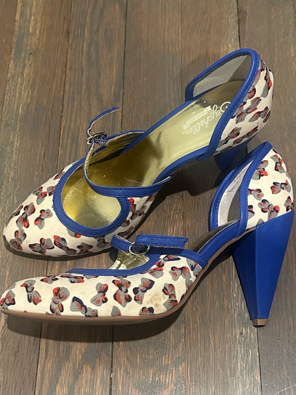 Seychelles 8 Blue Trim Floral Mary Jane Heels - Women
